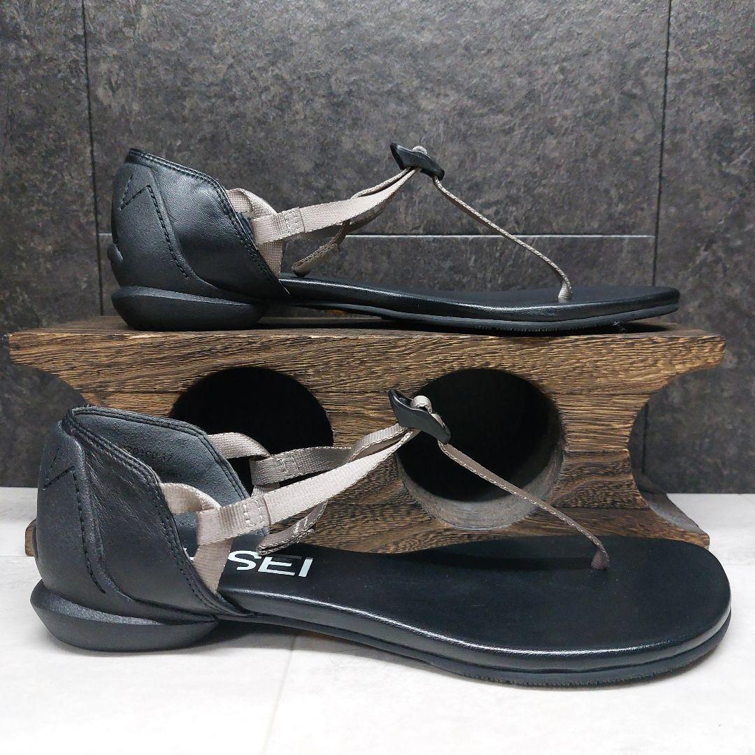 TONG SANDALS|GREIGExBLACK