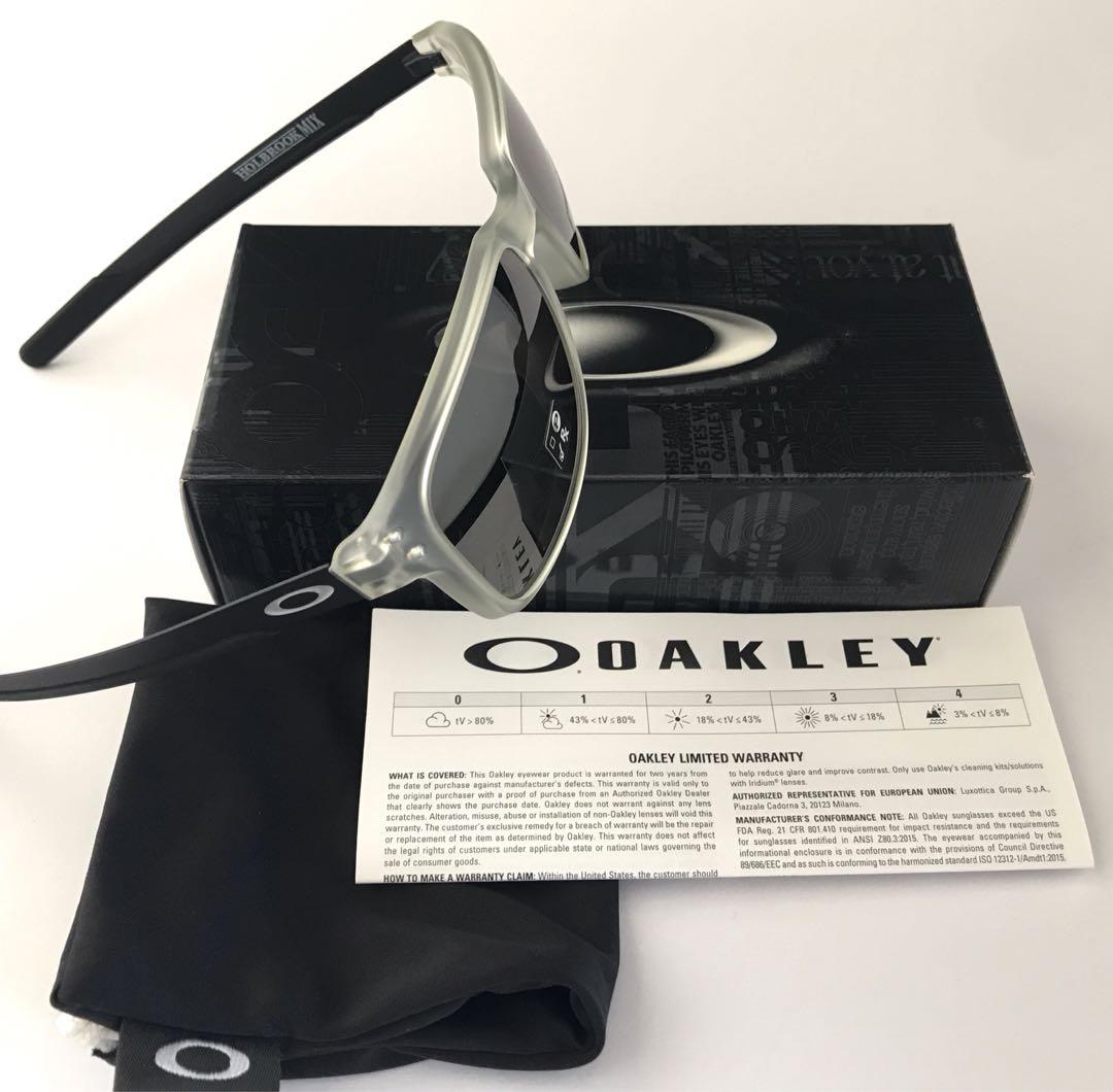 OO9384-0557⭐️新品未使用品⭐️ OAKLEYオークリー UNISEX