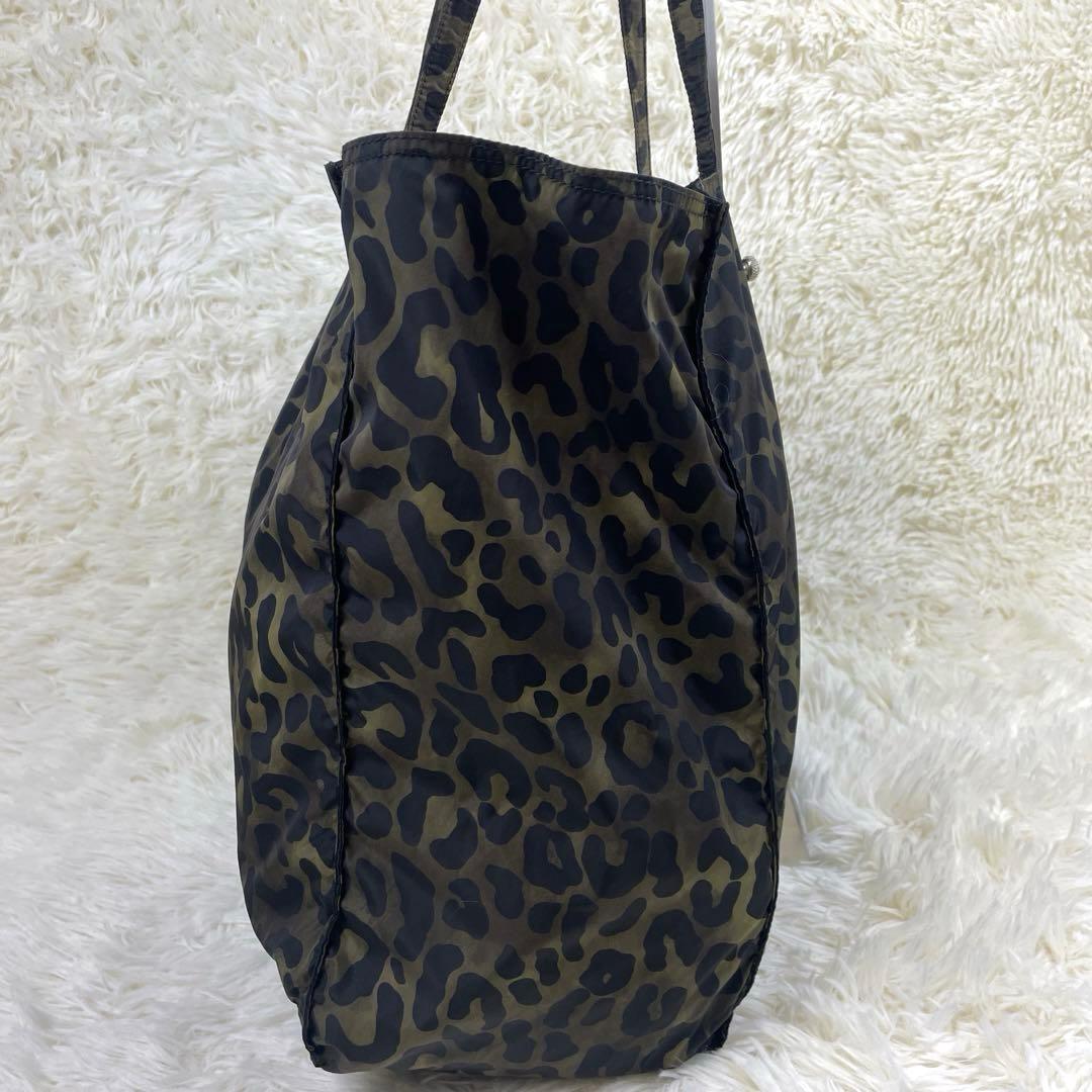 PRADA ヒョウ柄 ⭐ナイロンエコバッグ PRADA ヒョウ柄 ⭐ナイロンエコバッグ