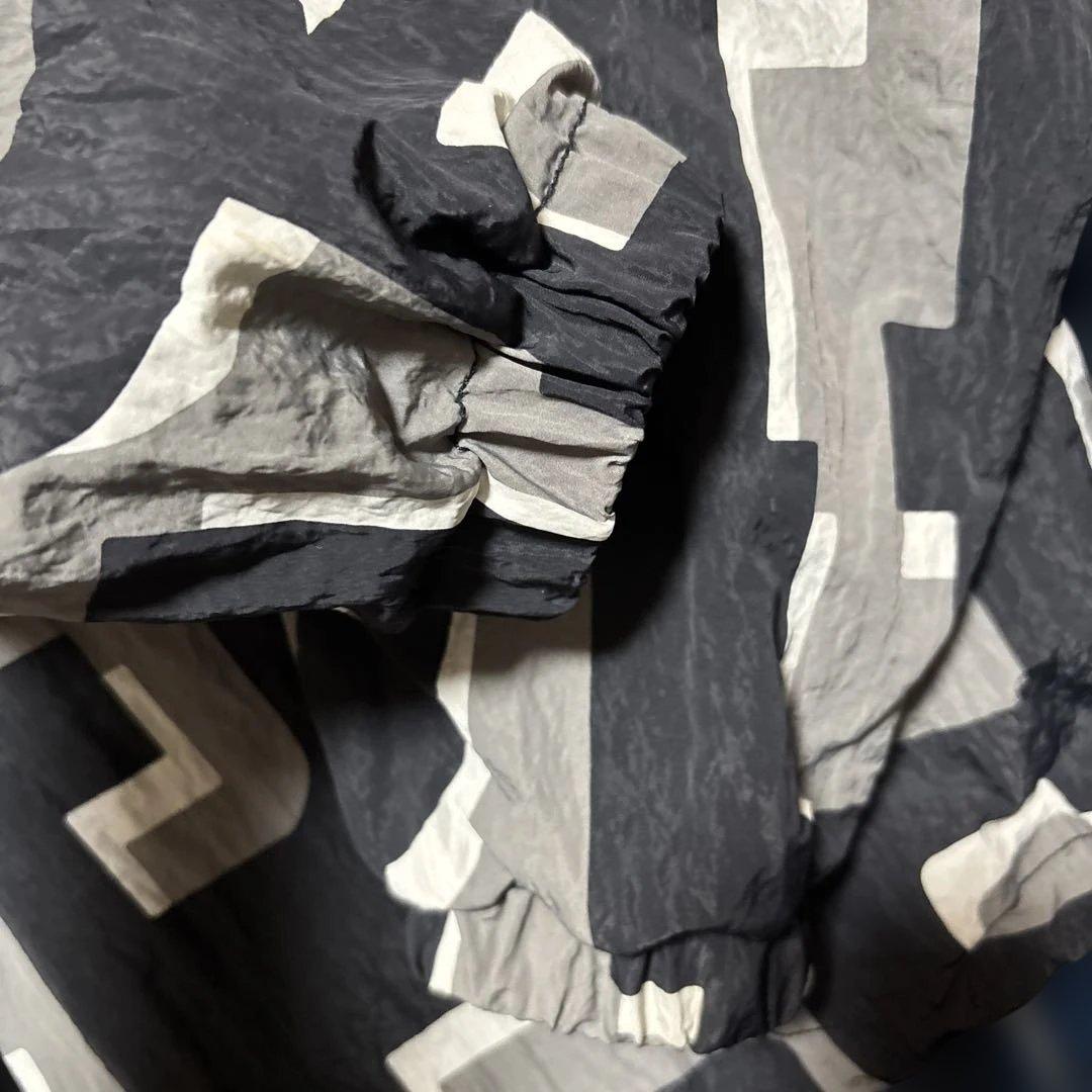 ナイロンジャケット