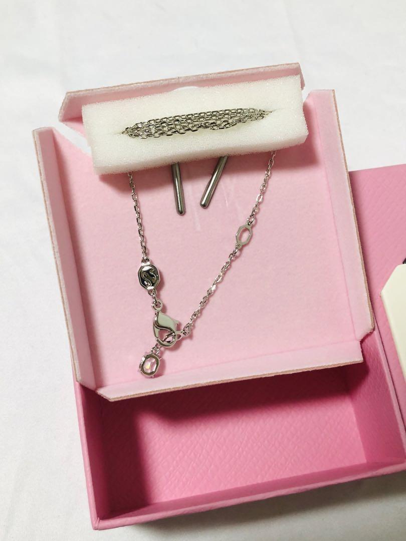 新品 スワロフスキー Swarovski Hyperbola ペンダント