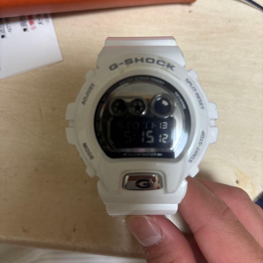 G-SHOCK DW-6900 ホワイト デジタル腕時計