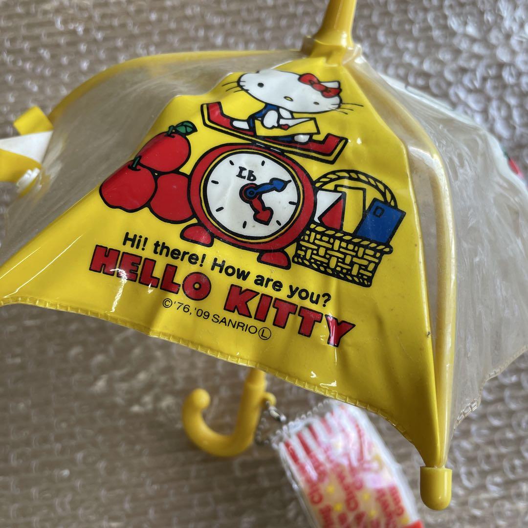 昭和レトロ　ハローキティプチパラソル　傘　マスコットキーホルダー 昭和レトロ ハローキティプチパラソル 傘 マスコット