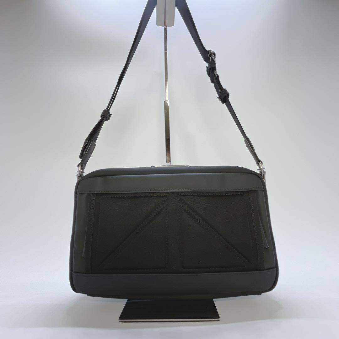 最高品質の ほぼ未使用】ARTPHERE（アートフィアー）ショルダーバッグ バッグ