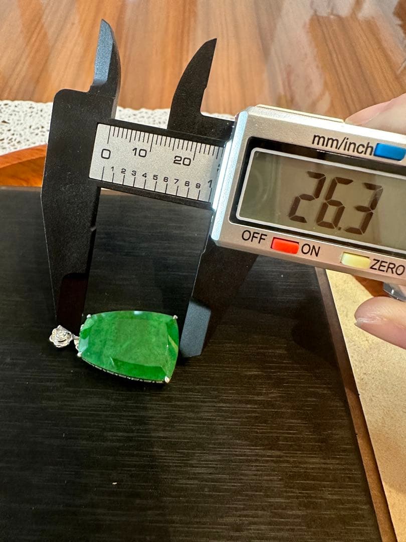 天然　翡翠A貨　ミャンマー産　本翡翠　グリーン　ペンダント　ネックレス　天然保証