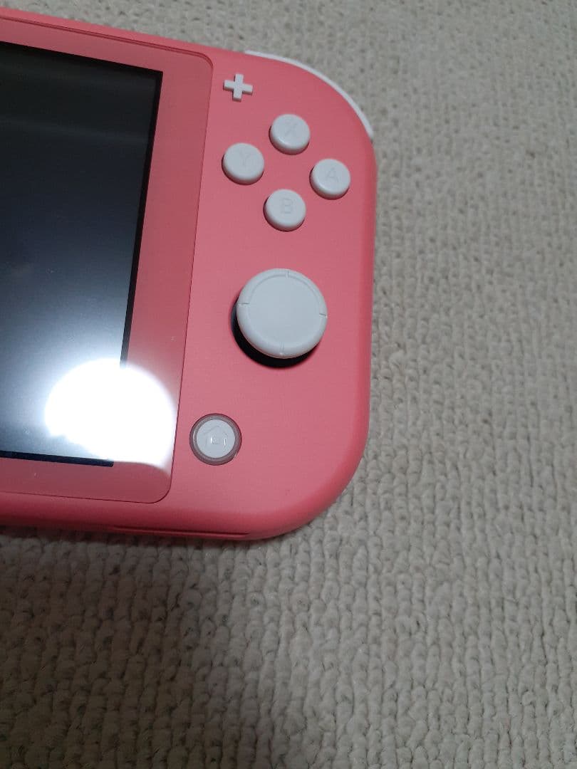 Nintendo Switch Lite コーラル