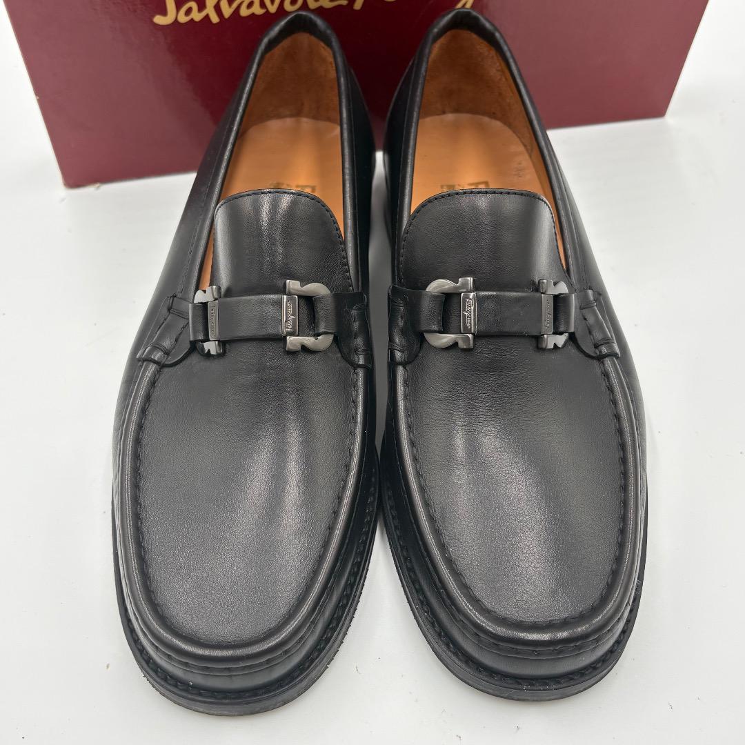 極美品 スレ小✨Ferragamo 8.5 ガンチーニ ローファー ブラック 極美品 スレ小✨Ferragamo 8.5 ガンチーニ ローファー ブラック