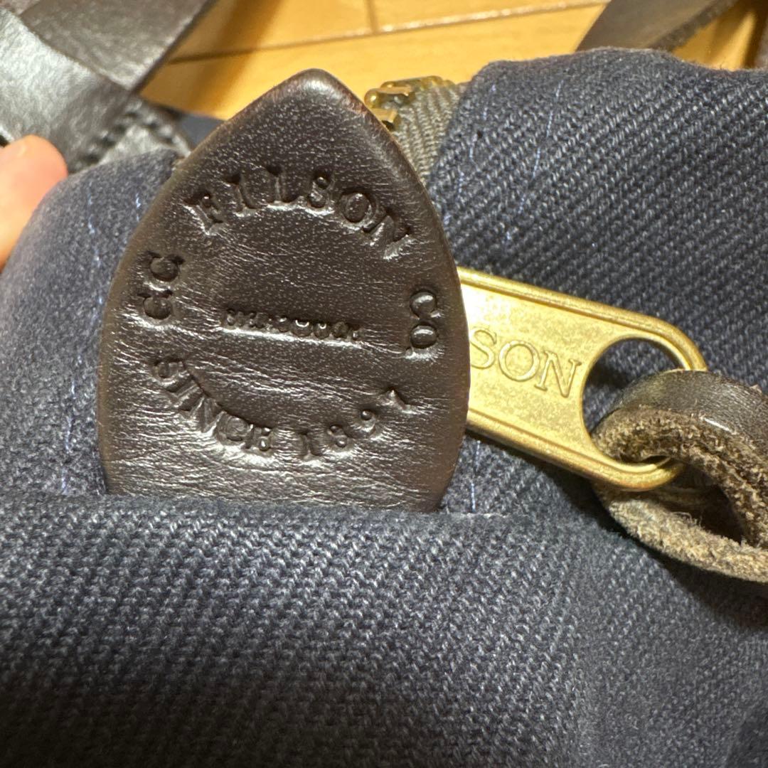 FILSON フィルソン ツイルトートバッグ ジッパー70261 ネイビー FILSON フィルソン ツイルトートバッグ ジッパー70261 ネイビー