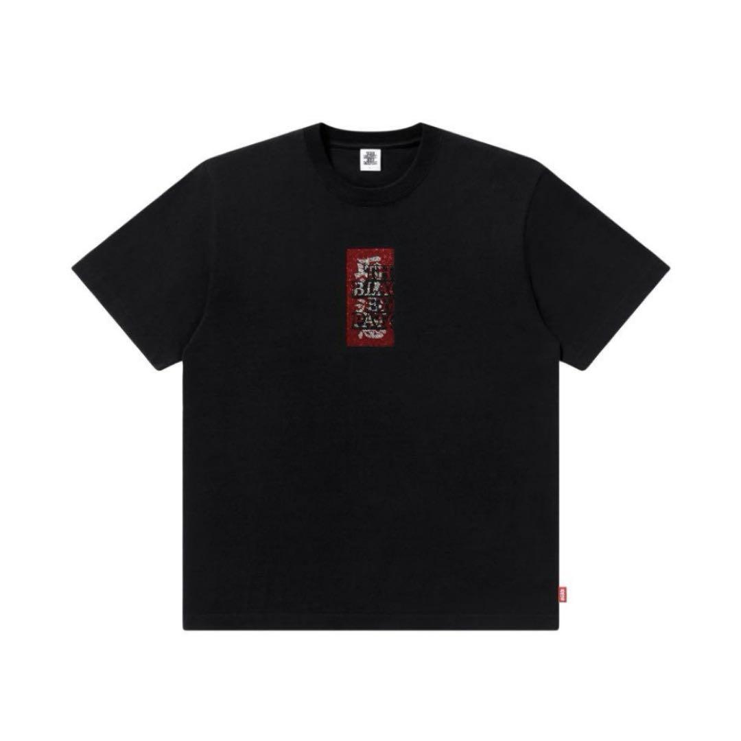 ブラックアイパッチのラインストーンTシャツ - メルカリ