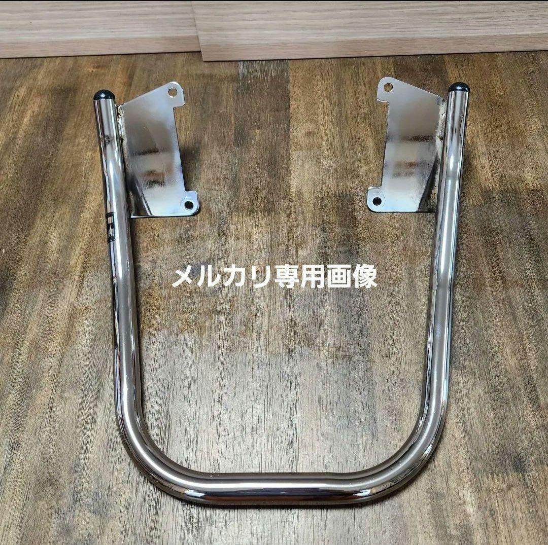 ゼファー400/χ カワサキ純正タンデムバー(オプション) カワサキ純正 ゼファー400/χ カワサキ純正タンデムバー(オプション) カワサキ純正