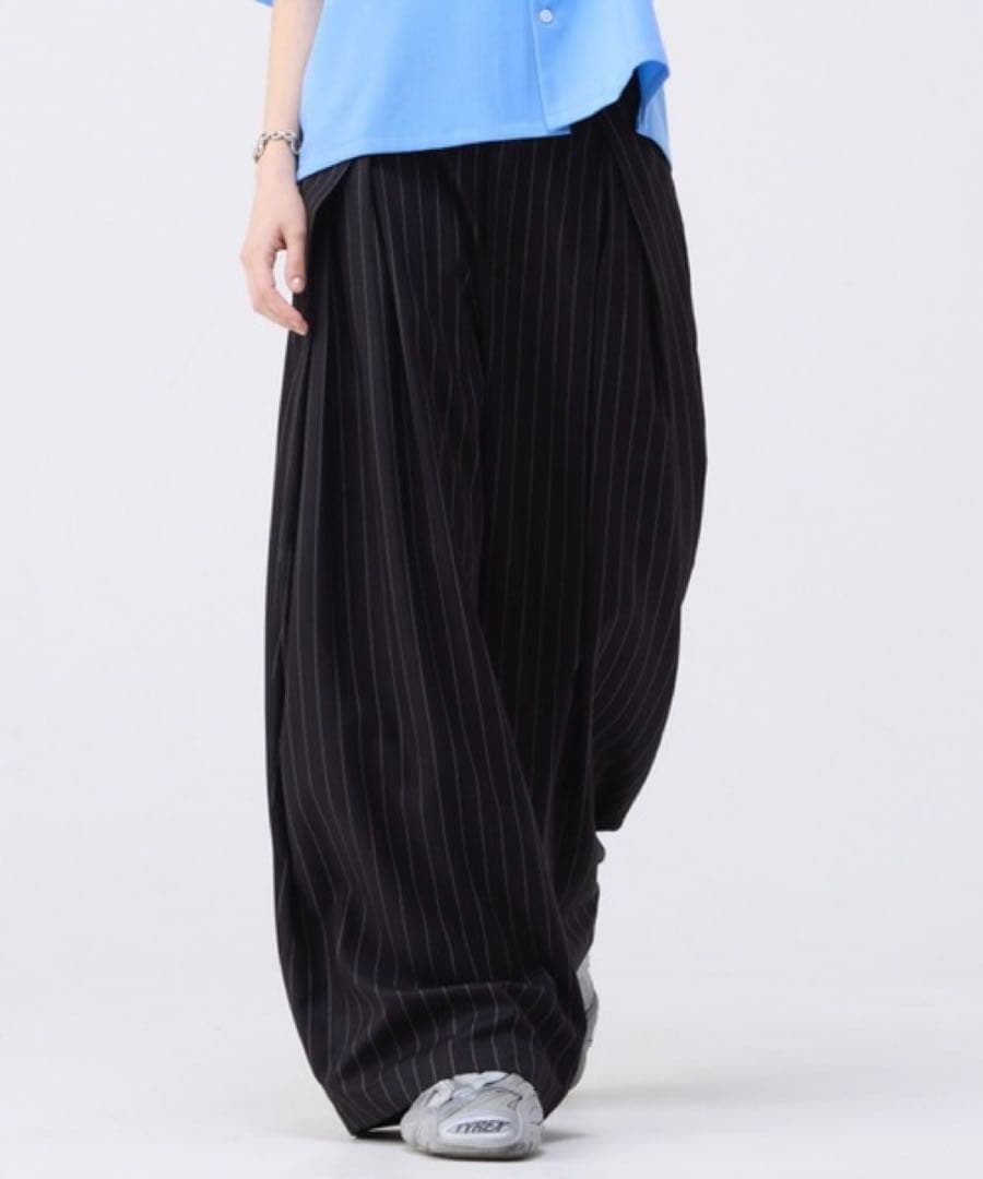 3tuck wide balloon trousers