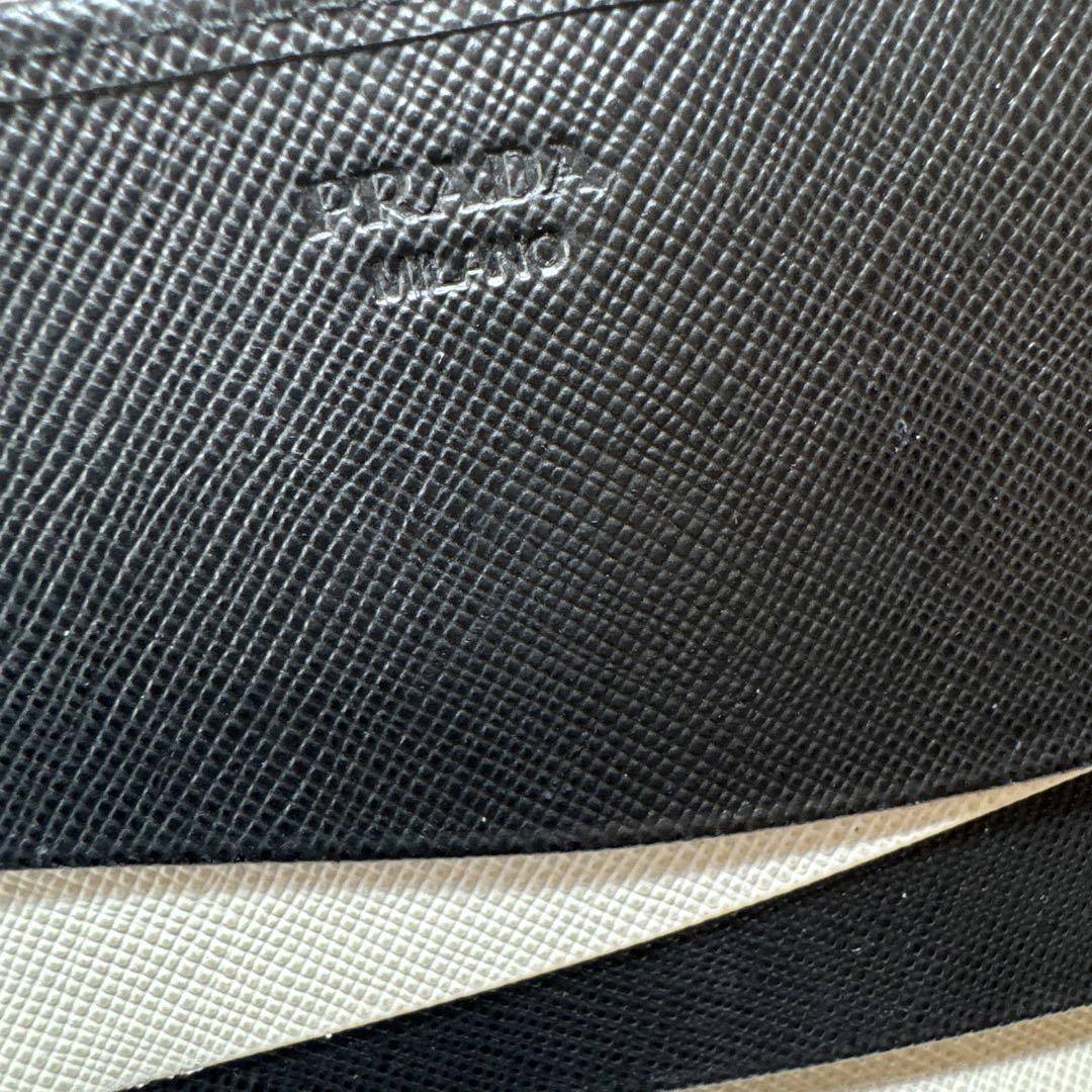 PRADA プラダ 長財布 サフィアーノ ブラック ゴールドロゴ