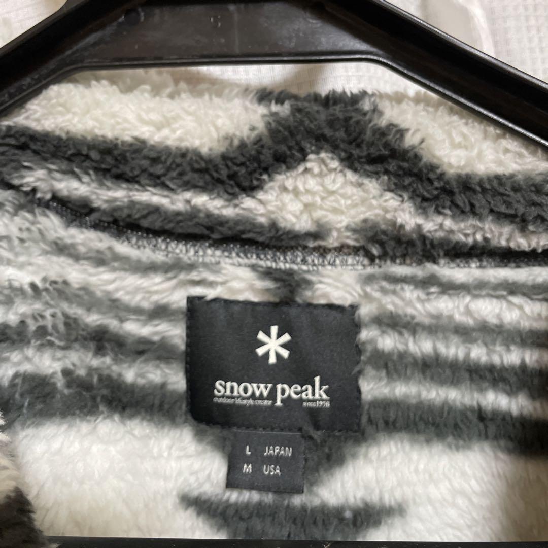 未使用品　スノーピーク　フリース　snow peak フリースベスト 幾何学模様