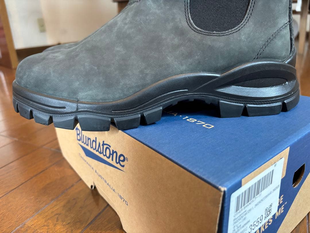 新品未使用 BLUNDSTONE ブランドストーン ラグブーツ UK9 28cm 新品未使用 BLUNDSTONE ブランドストーン ラグブーツ UK9 28cm