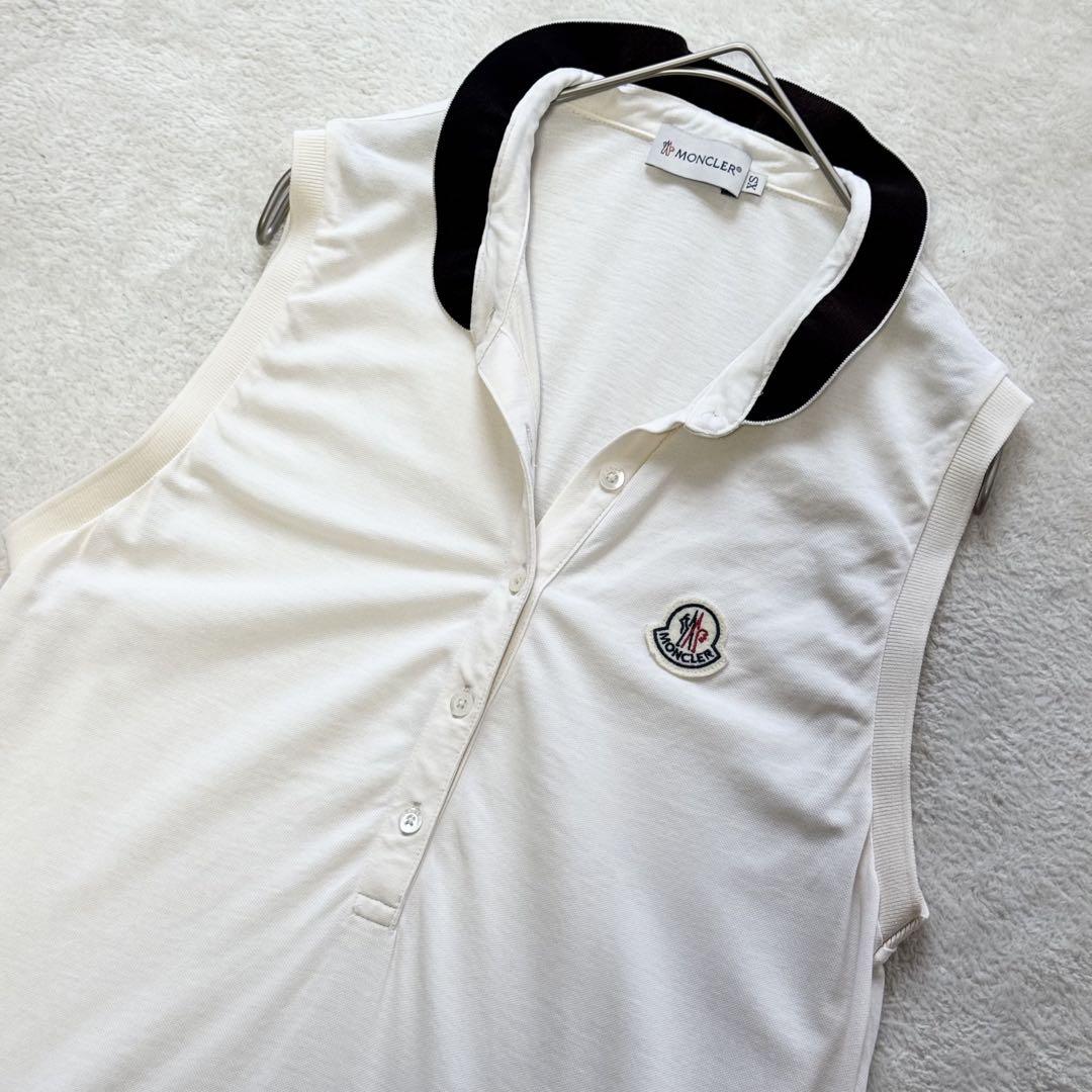 モンクレール MONCLER ノースリーブトップス ロゴワッペン ロゴボタン