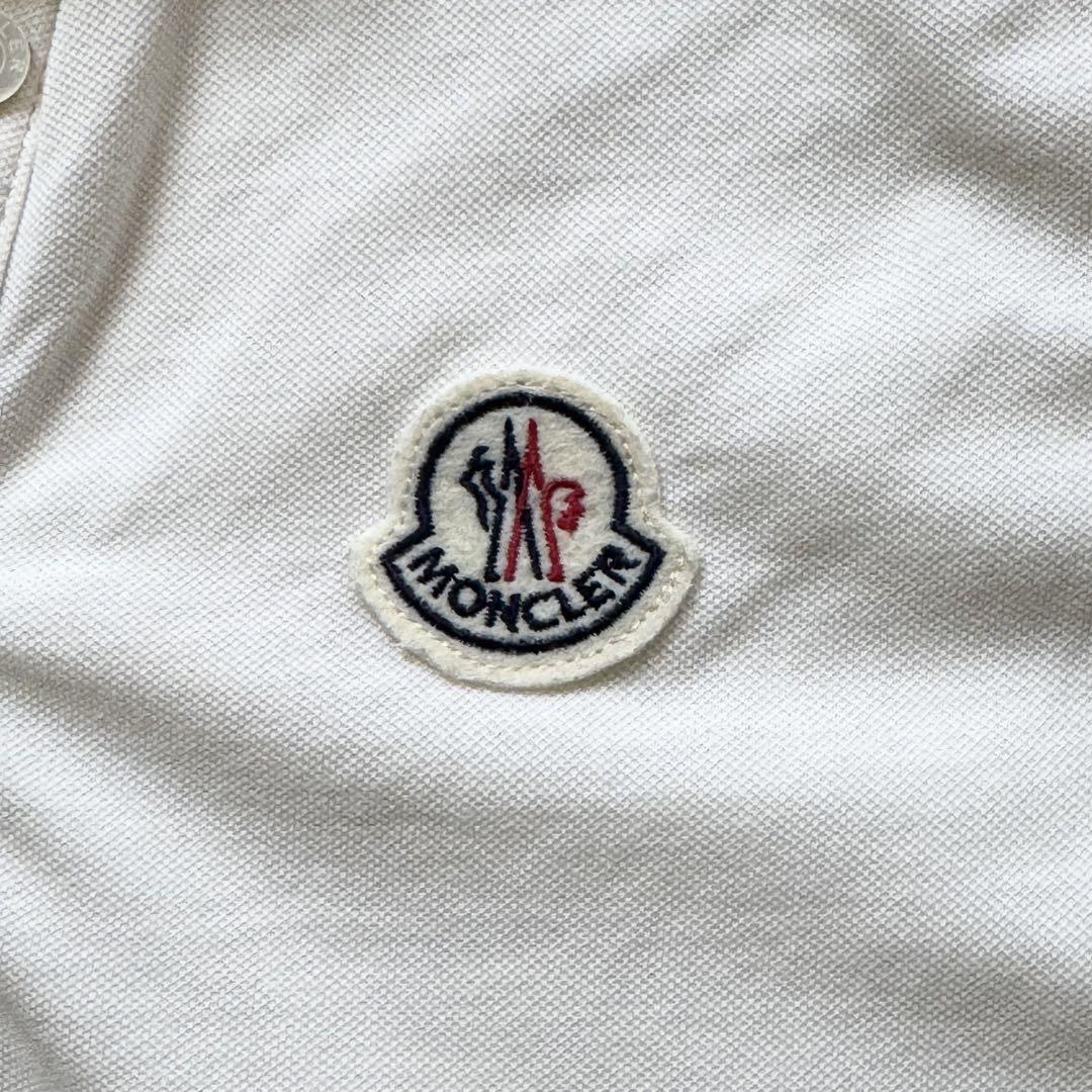 モンクレール MONCLER ノースリーブトップス ロゴワッペン ロゴボタン