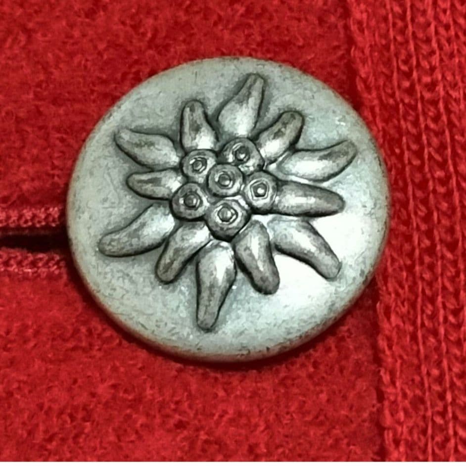 GEIGER フラワー刺繡 オーストリア製 チロリアン ウール ジャケット 花柄 GEIGER フラワー刺繡 オーストリア製 チロリアン ウール ジャケット 花柄