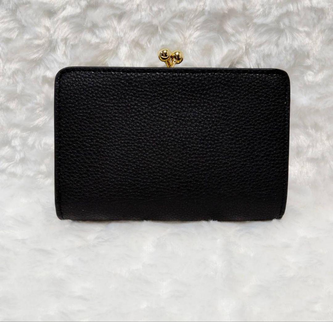 COACH 　二つ折り財布　がま口