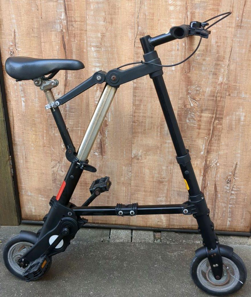 軽量　コンパクト　折り畳み自転車