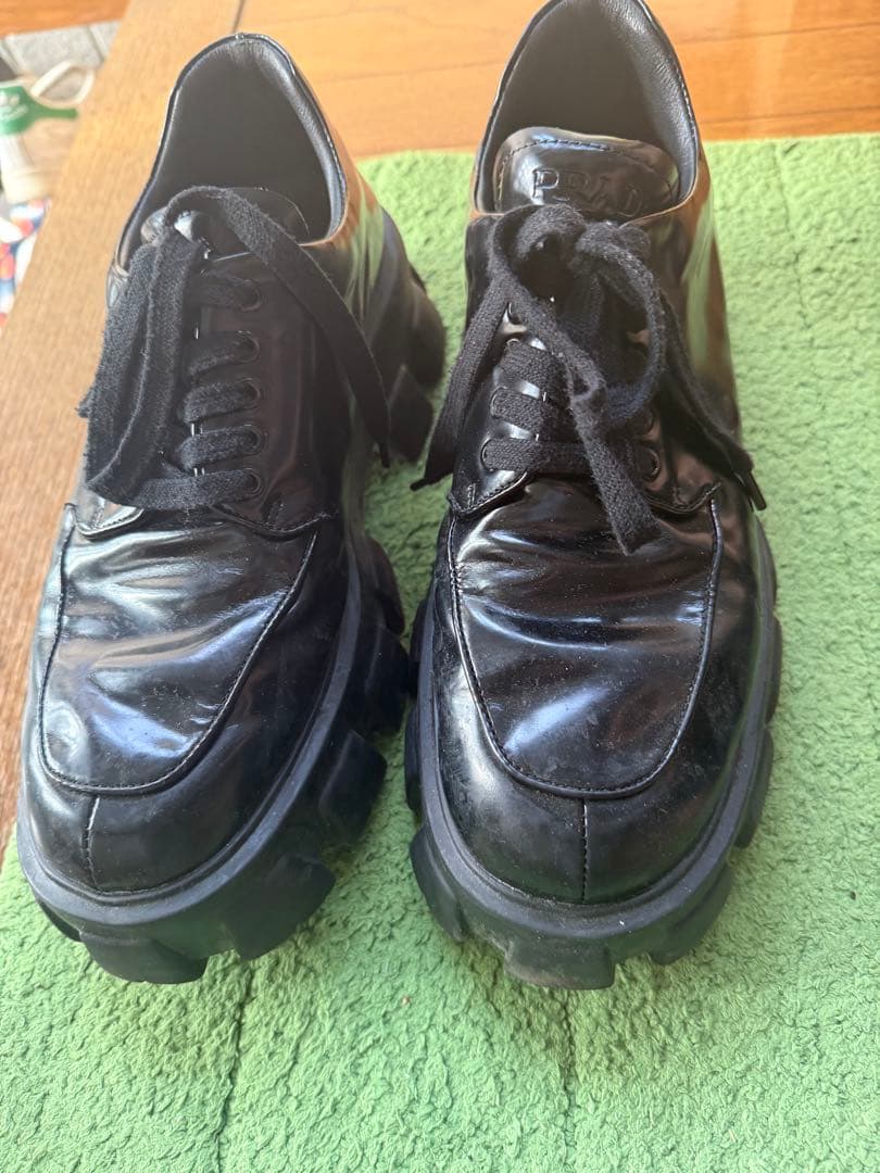 PRADA ブラックレザーシューズ 厚底