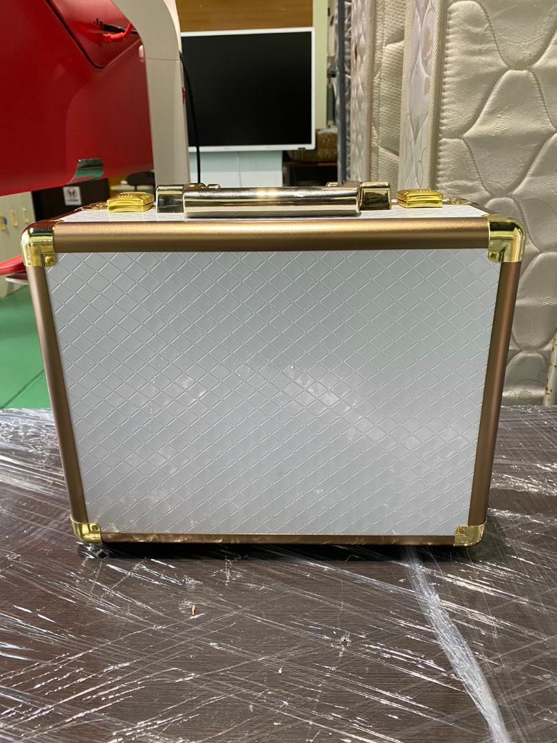 「S308」 美品 フランフラン　ヴァリーズ ハリウッドボックス S ホワイト