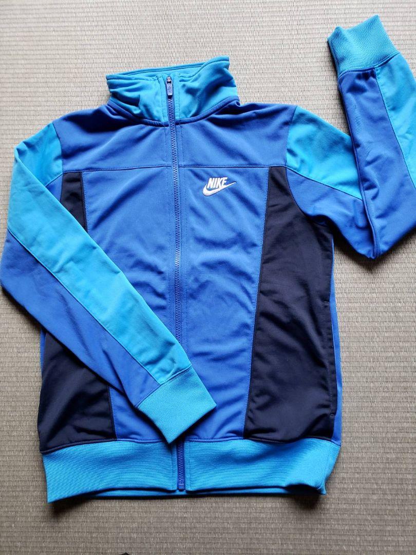 メルカリ Nike ナイキ ジャージ 上 トップス その他 1 500 中古や未使用のフリマ メルカリ Nike ナイキ ジャージ 上 トップス その他 1 500 中古や未使用のフリマ