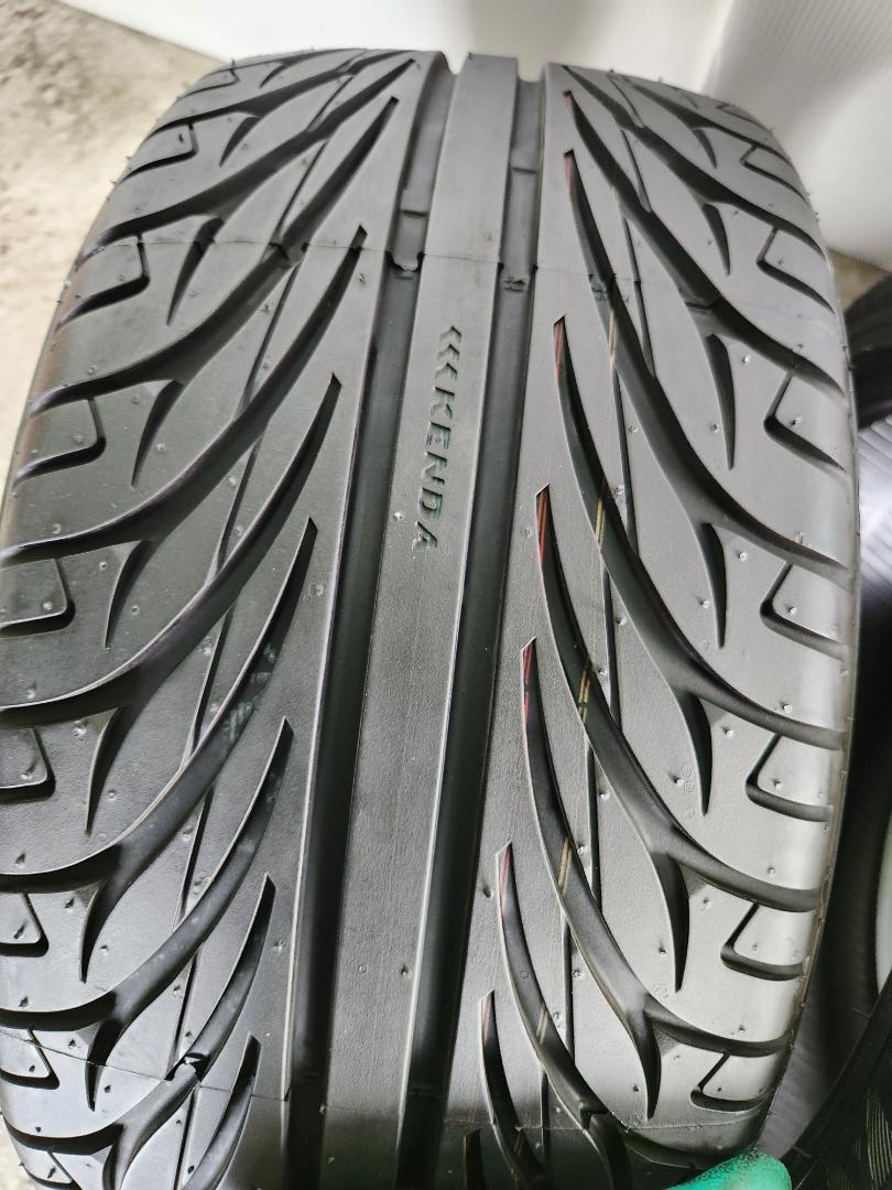 送料込☆2024年製 ケンダ KENDA タイヤ 245/40R17☆2本