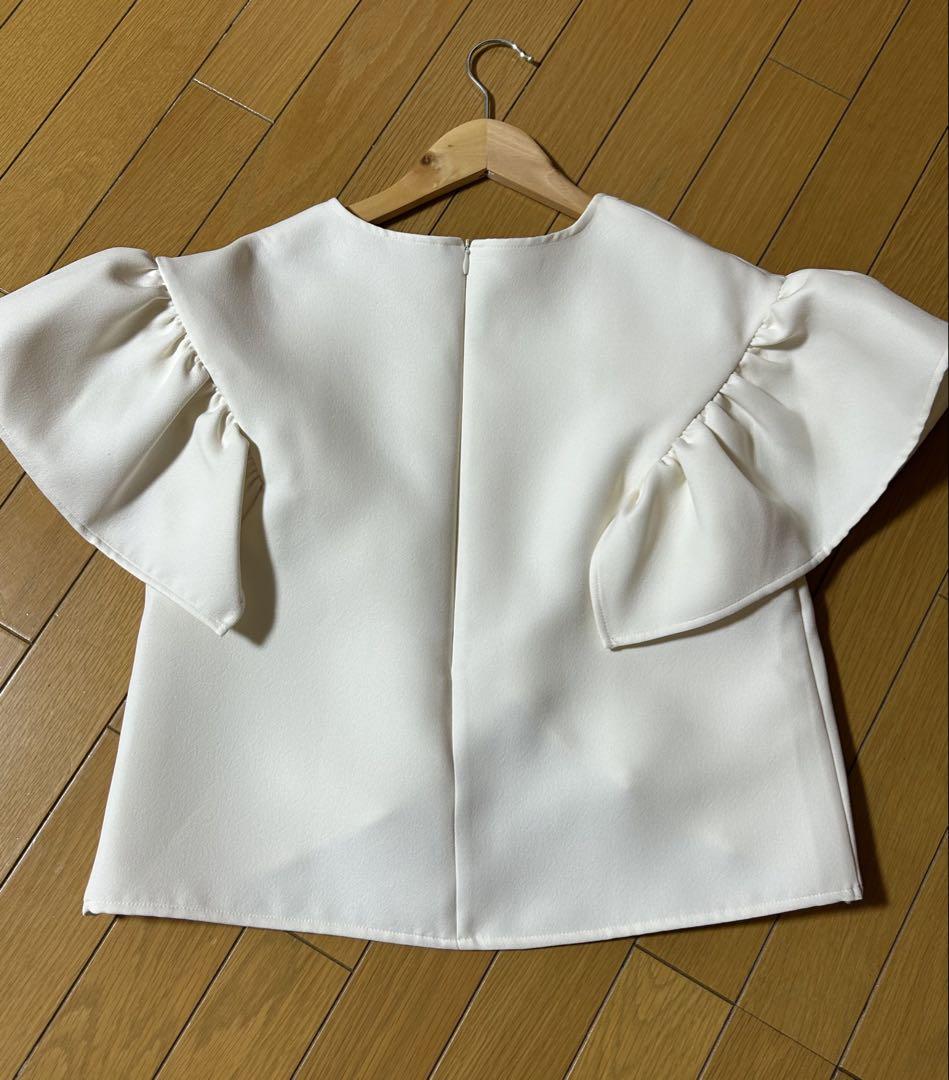 maison de Dolce. メゾンドドルチェ　フィオーレトップス