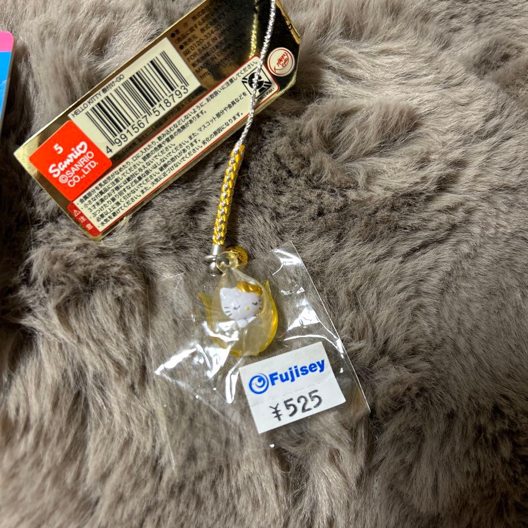 ご当地キティ　ストラップ　尾瀬バージョン　ゴールド ハローキティ　ストラップ　尾瀬バージョン