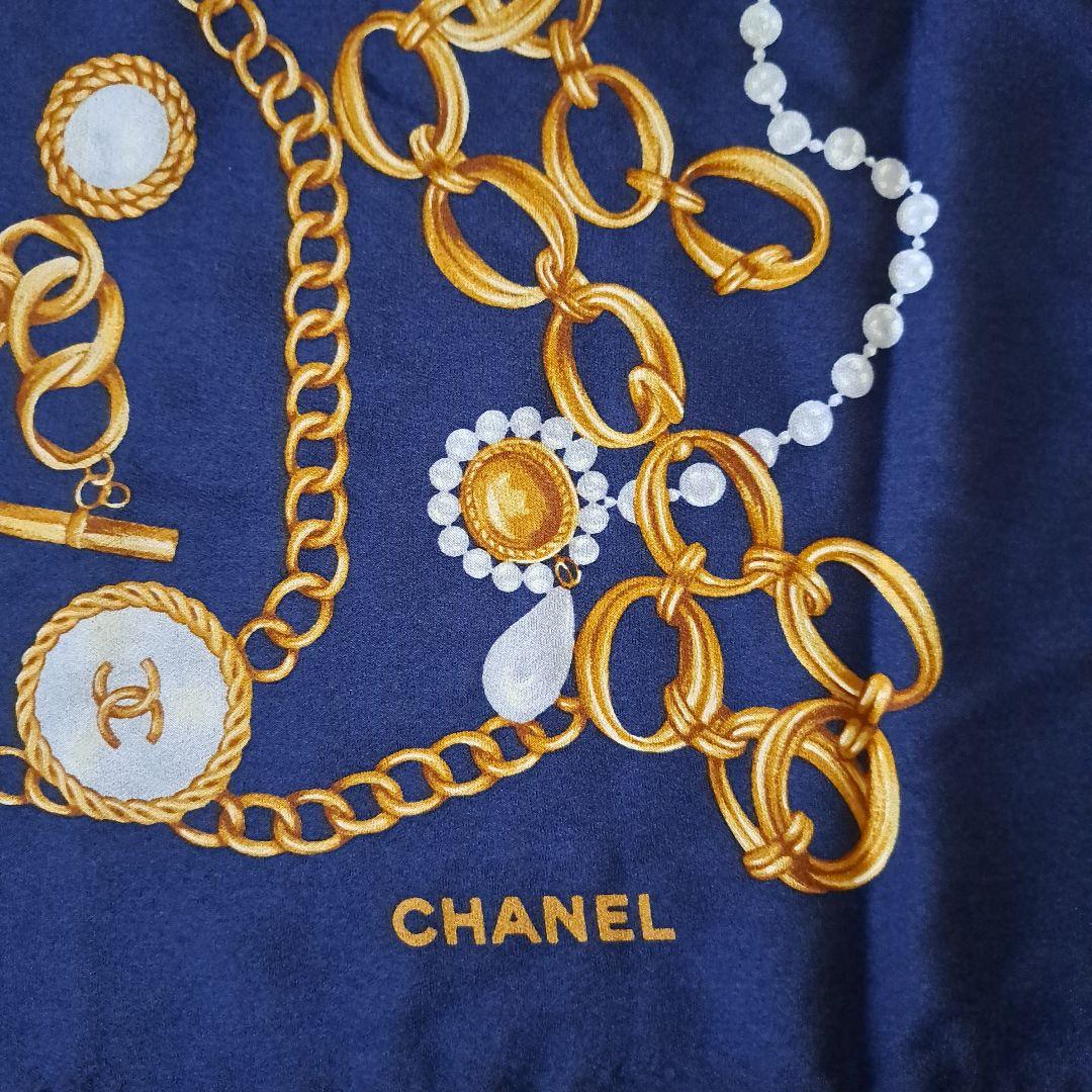 正規品CHANEL シルクスカーフ ネイビー・ホワイト 90cm - メルカリ