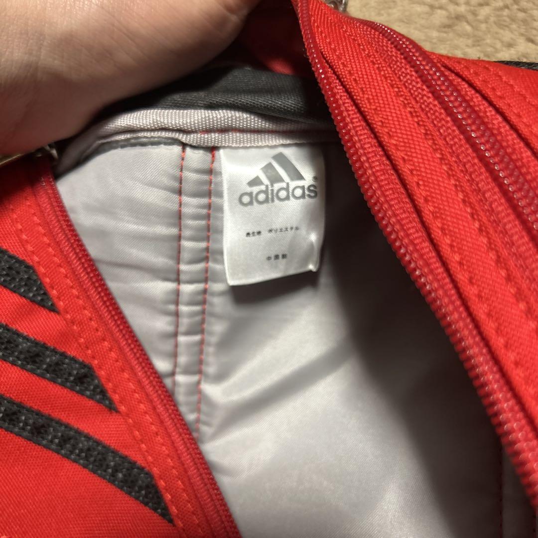 00s adidas one shoulder bag y2k achieve