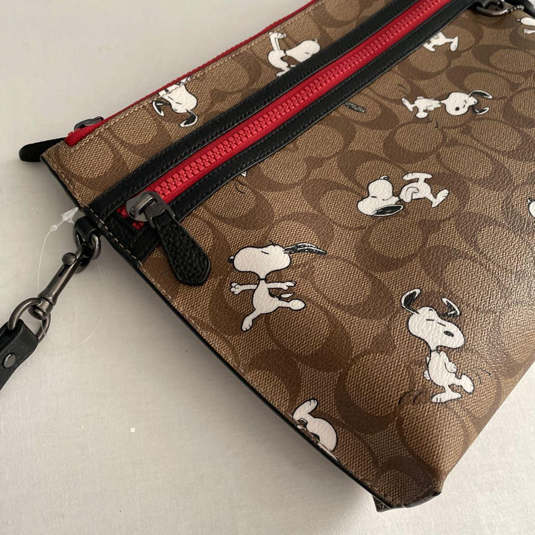 Coach スヌーピー柄 バッグ 中型 公式】コーチアウトレット | 【COACH X PEANUTS】キャンティーン