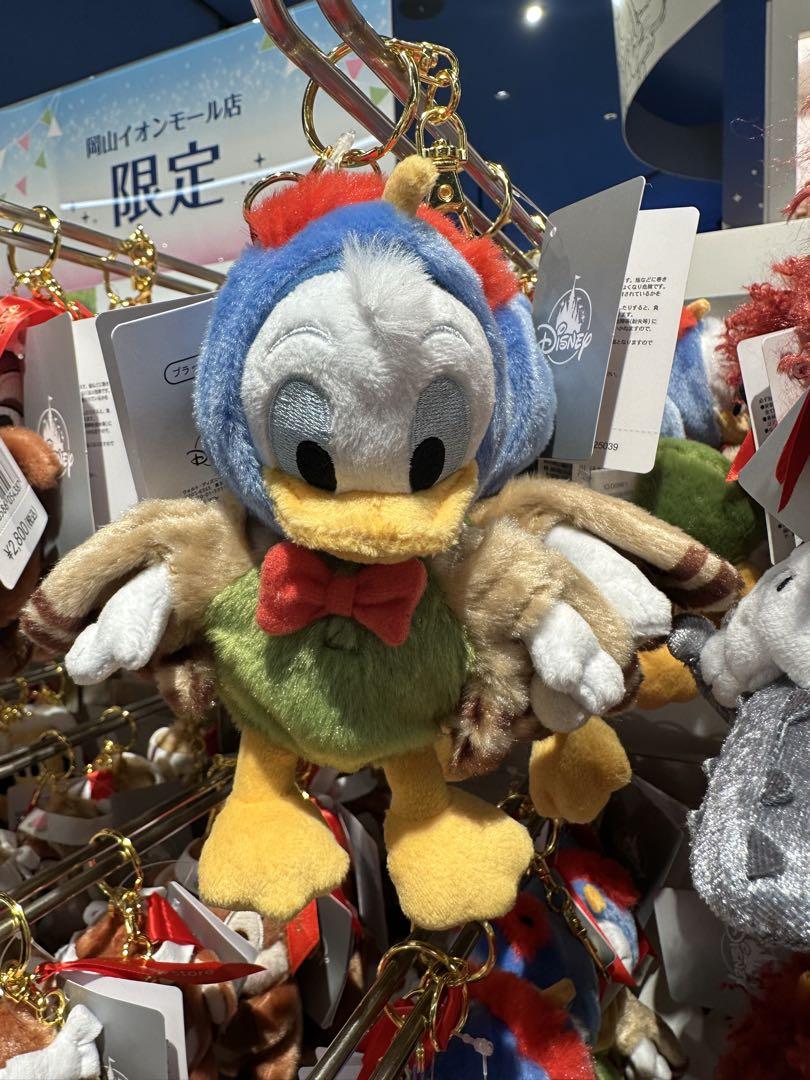 ディズニーストア 岡山 プラッシュキーチェーン ドナルド - メルカリ