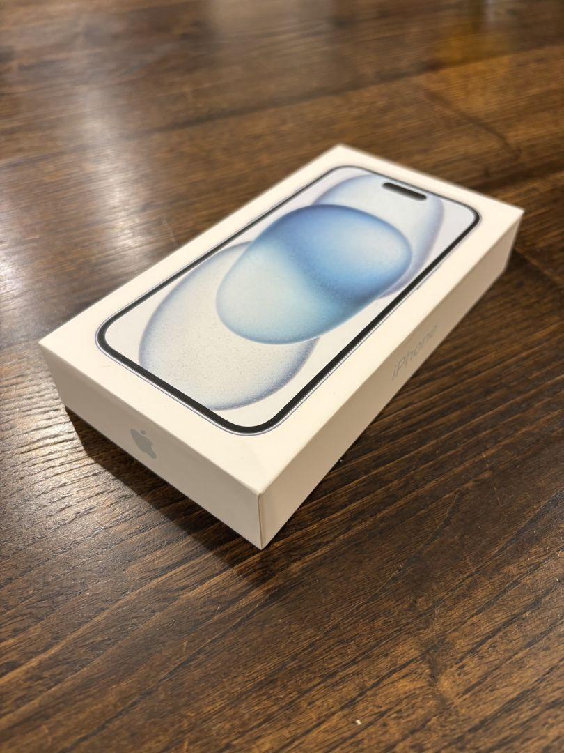 iPhone 15 128GB 外箱充電ケーブル付 iPhone14 256GB