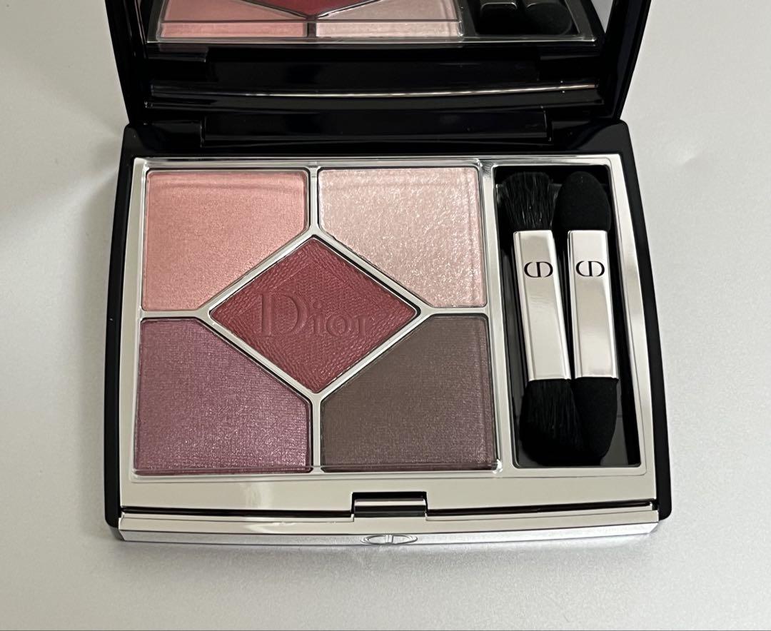 Dior サンククルール クチュール 879アイシャドウ　ルージュトラファルガ