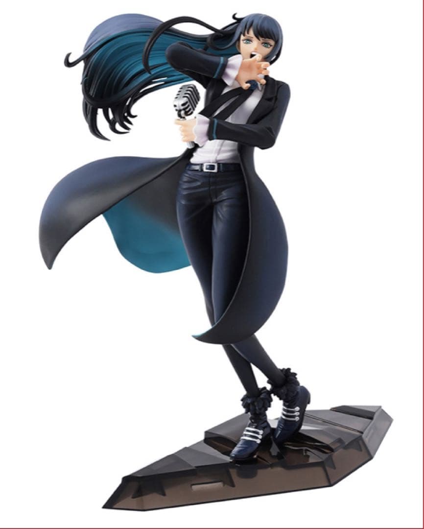 Ado x Oda アートビジュアルフィギュア ワンピース RED - メルカリ