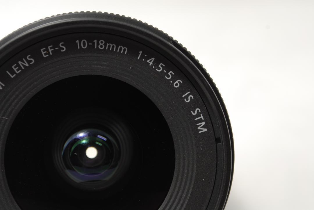 超広角ズームレンズ EF-S