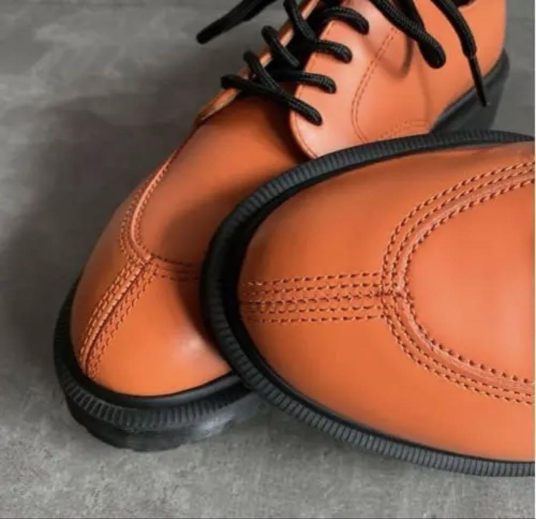 靴 Supreme Dr. Martens Split Toe 5-Eye Shoe