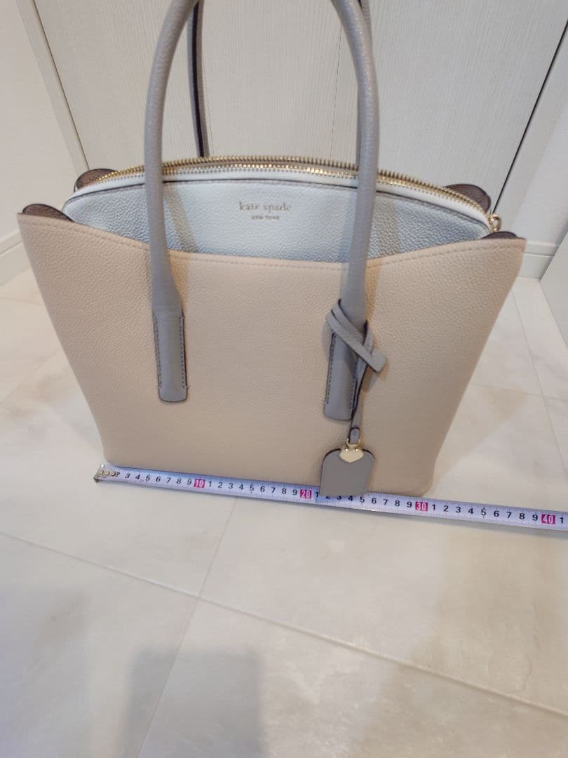 kate spade ハンドバッグ ベージュ/グレー kate spade ハンドバッグ ベージュ/グレー