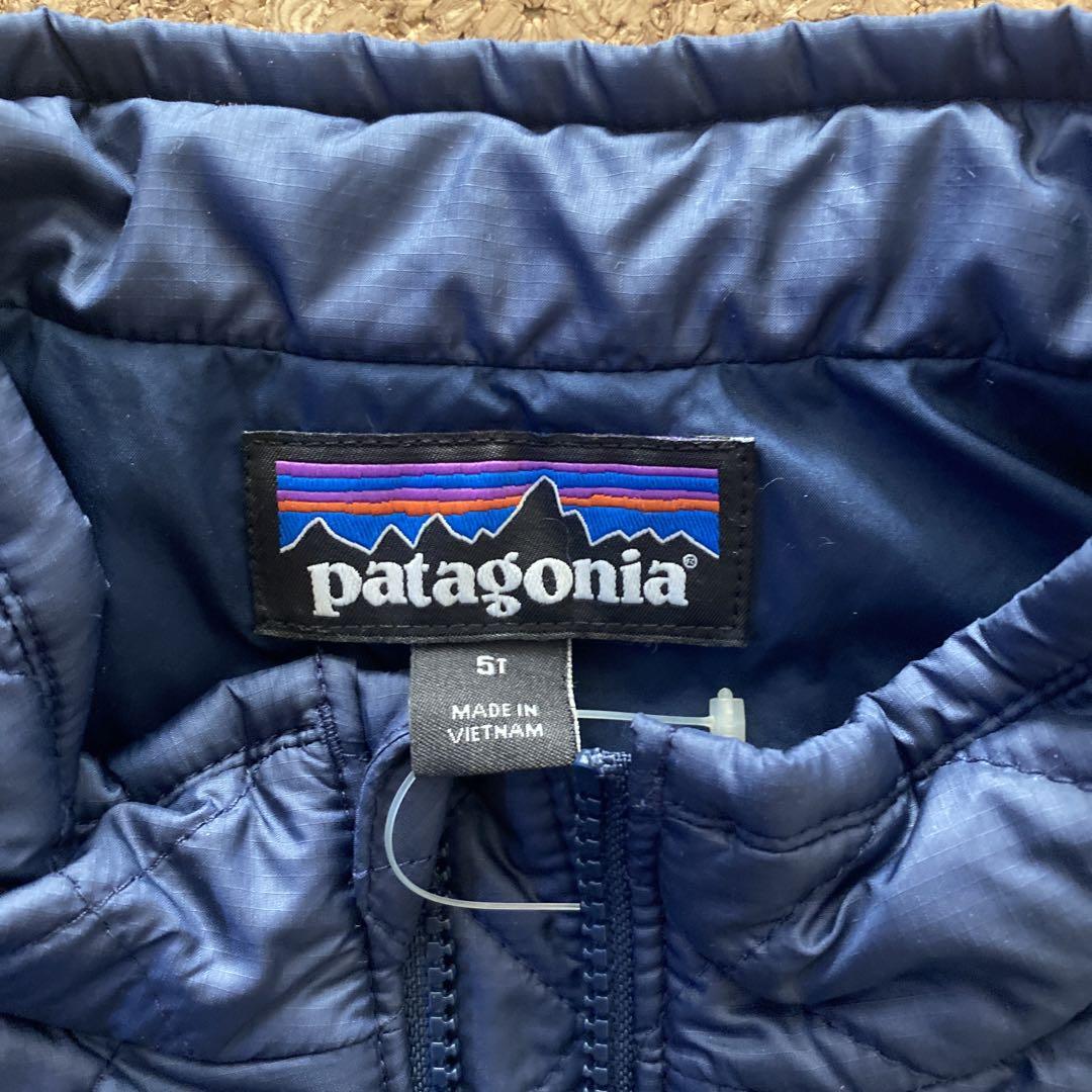 新品未使用　patagonia キッズ ナノパフジャケット 5T ネイビー
