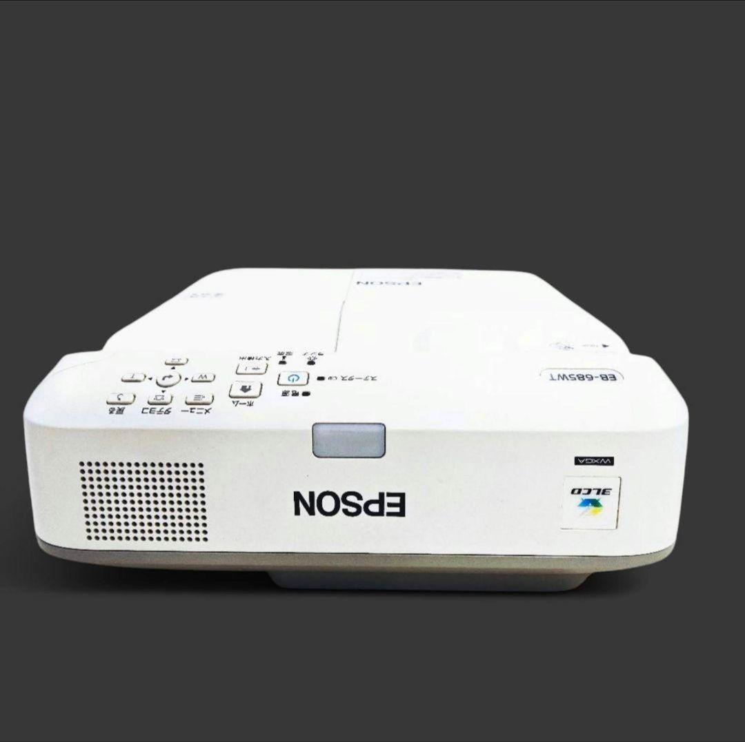 新品リモコン付EB-685WT プロジェクター30cmでホームシアター管213 EPSON 液晶プロジェクター EB-685WT 3500lm WXGA リモコン 電子