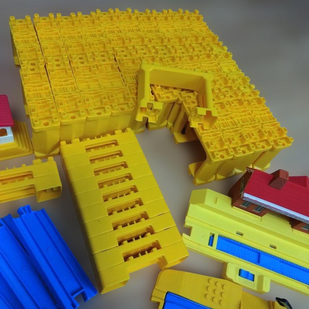 プラレール 車両 レール まとめ売り ピカチュウ トーマス プラレール 車両 レール まとめ売り ピカチュウ トーマス