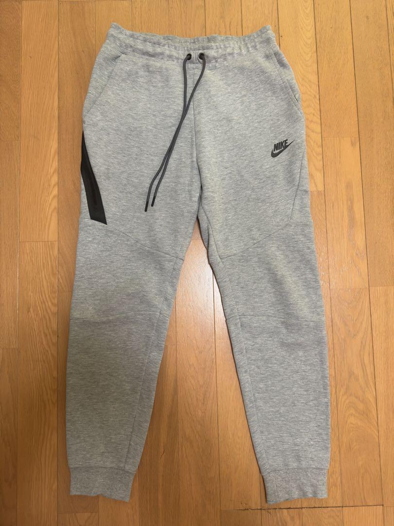 NIKE テックフリース