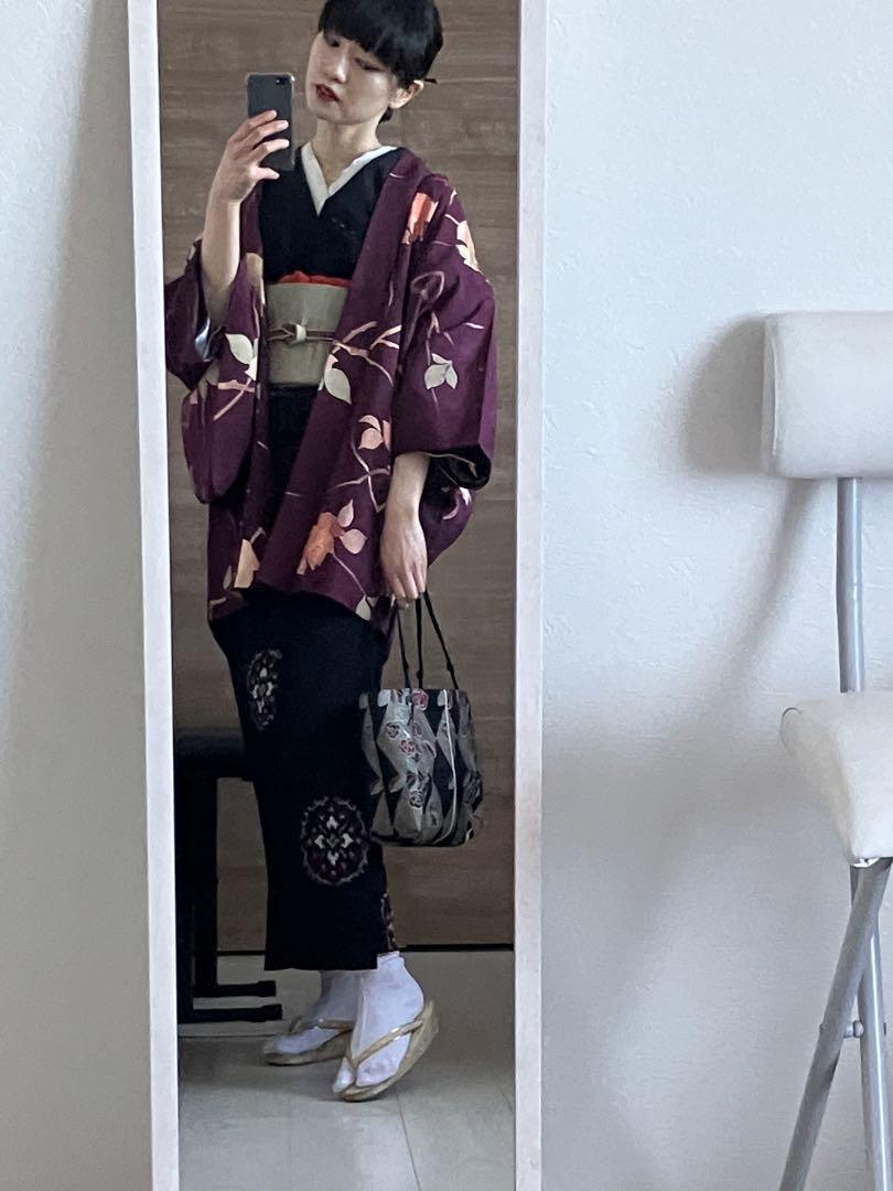 安い割引 昭和レトロ アンティーク着物 紫色と黒色 着物 花柄小紋 着物・浴衣