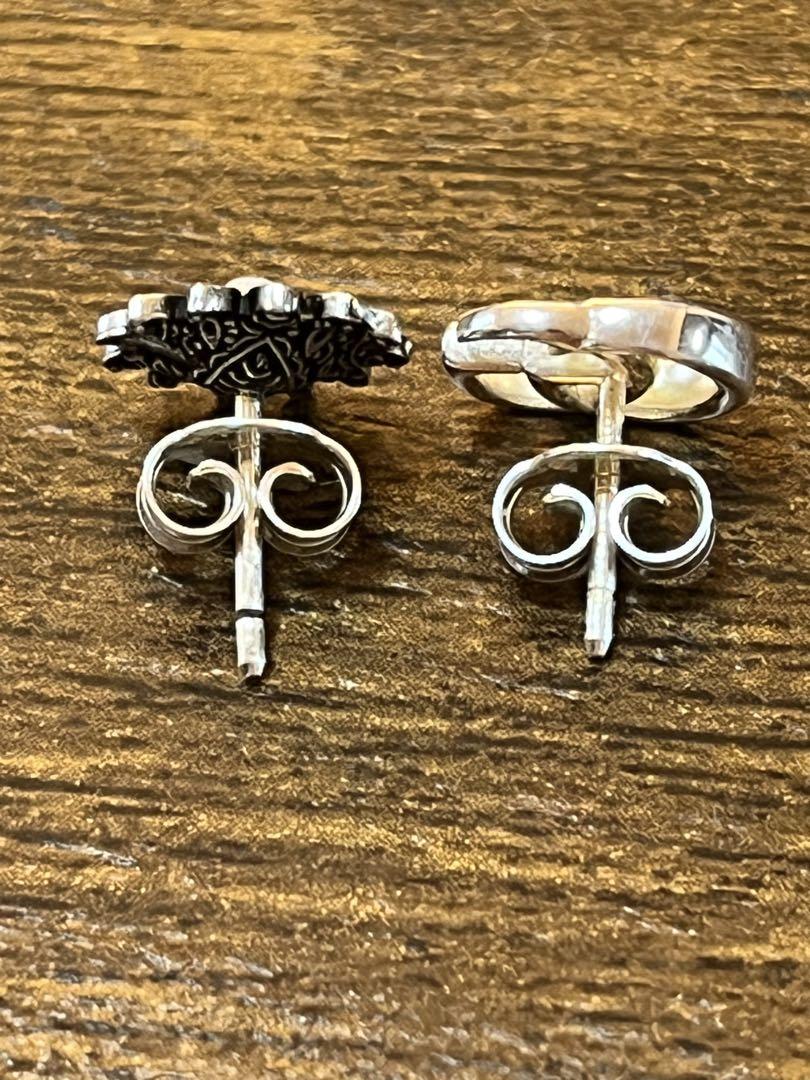 GUCCI フラワー&ダブルジーデザインピアス