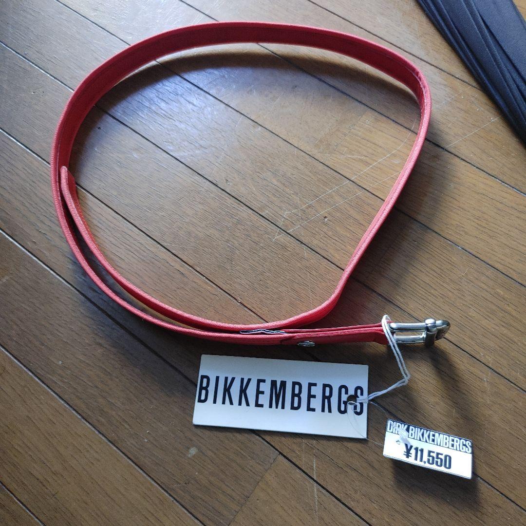 ●DIRK BIKKEMBERGS ベルト 赤色●新品未使用