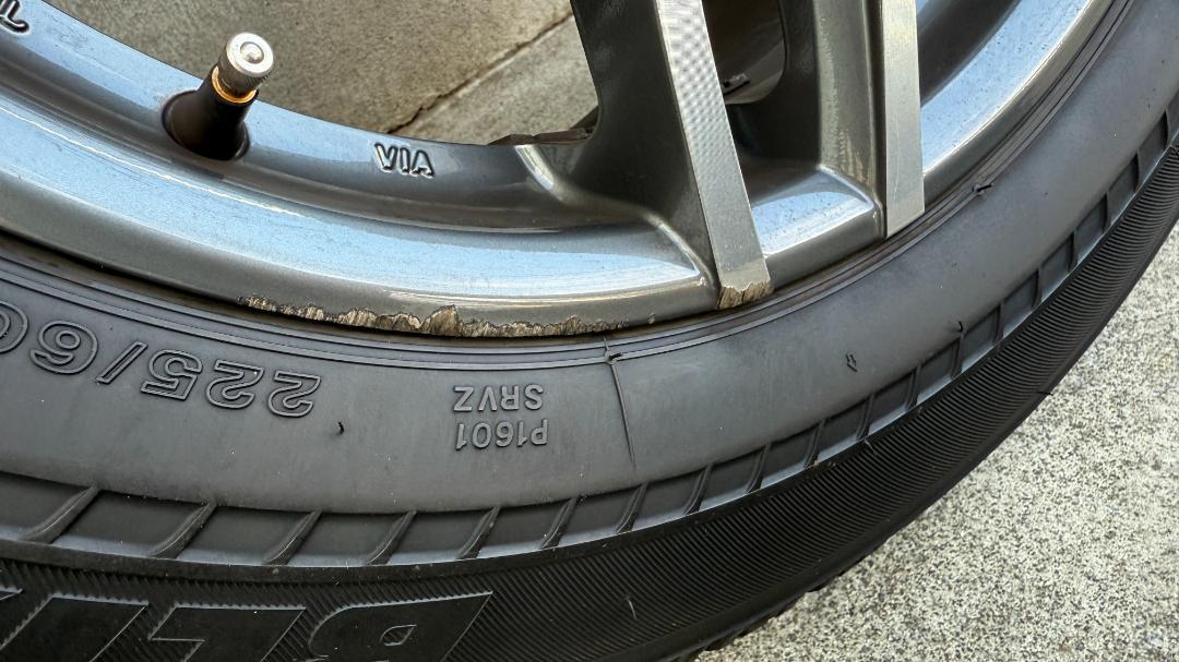 MAK LUFT FF 18in PCD112+ BLIZZAK RFT中古品