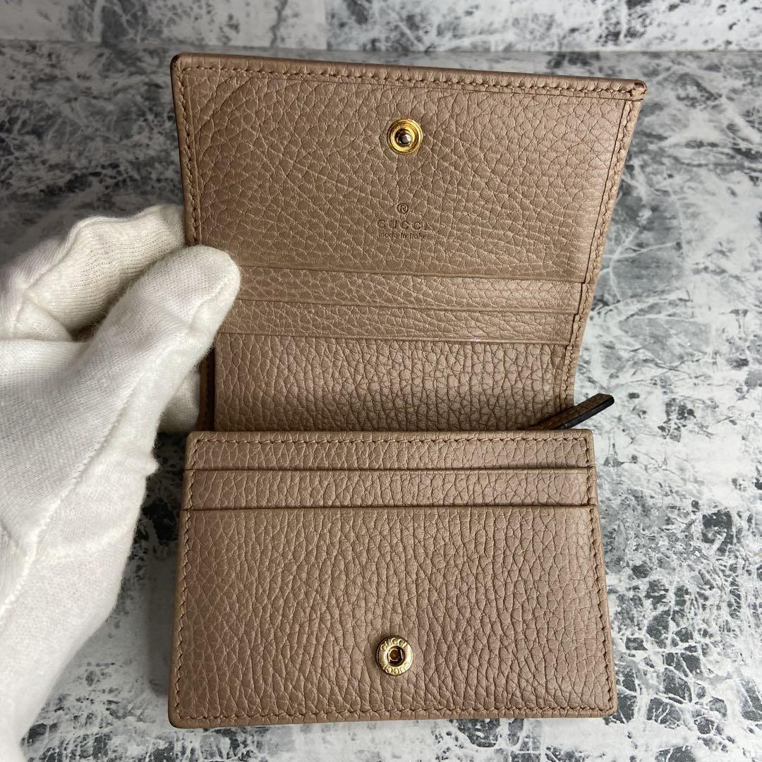 GUCCI グッチ