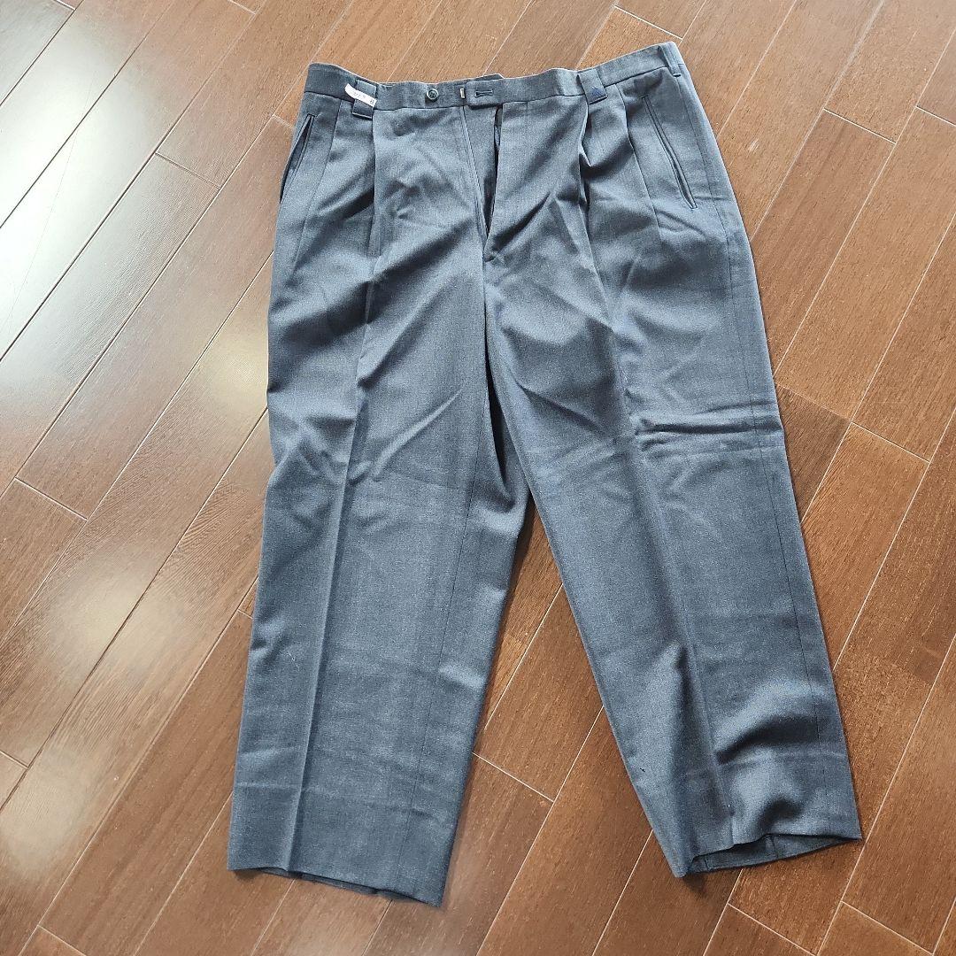 LANVIN　ダークグレー プリーツ スラックス