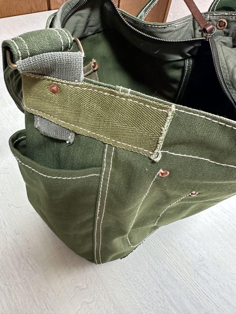 極美品！NO MORE WAR ミリタリーショルダーバッグ